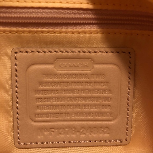 Red Coach Purse - Picture 5 of 7